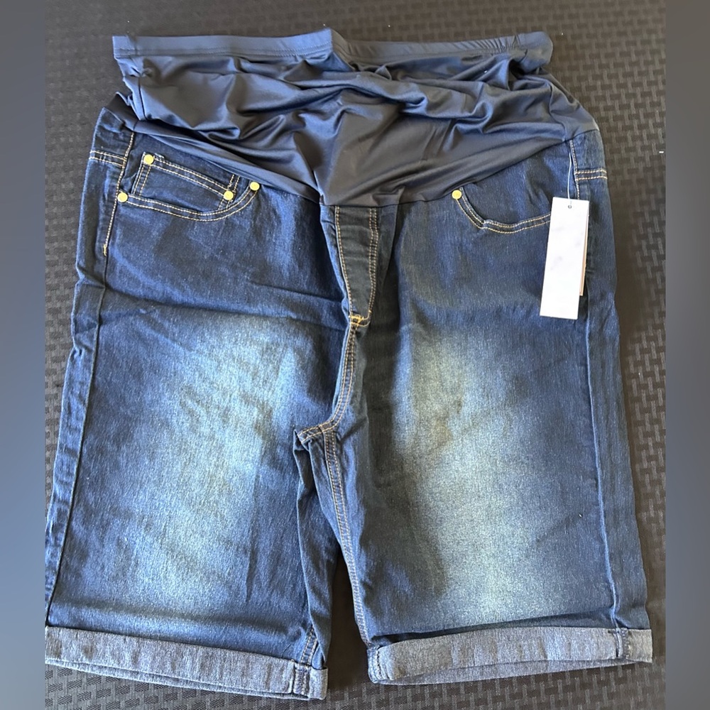 Dark Wash Cuffed Maternity Bermuda Shorts